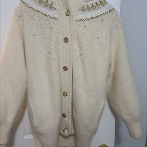 VTG. Lambs wool Cream Cardigan Sweater & skirt set